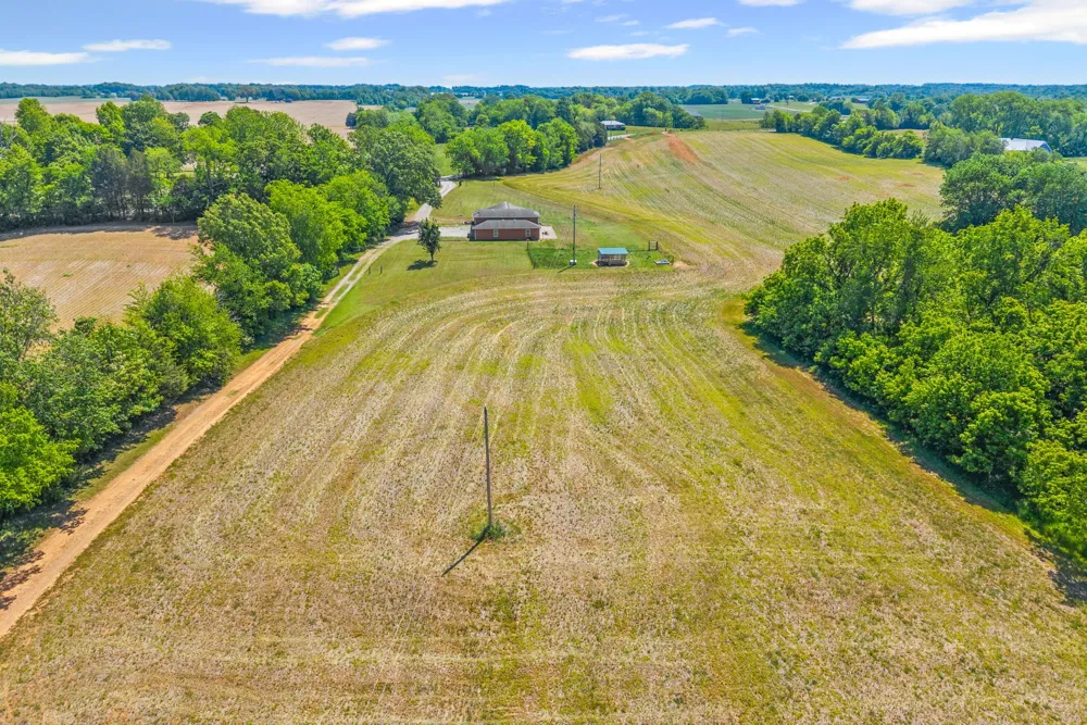6026 Buzzard Creek Rd Cedar Hill, TN 37032
