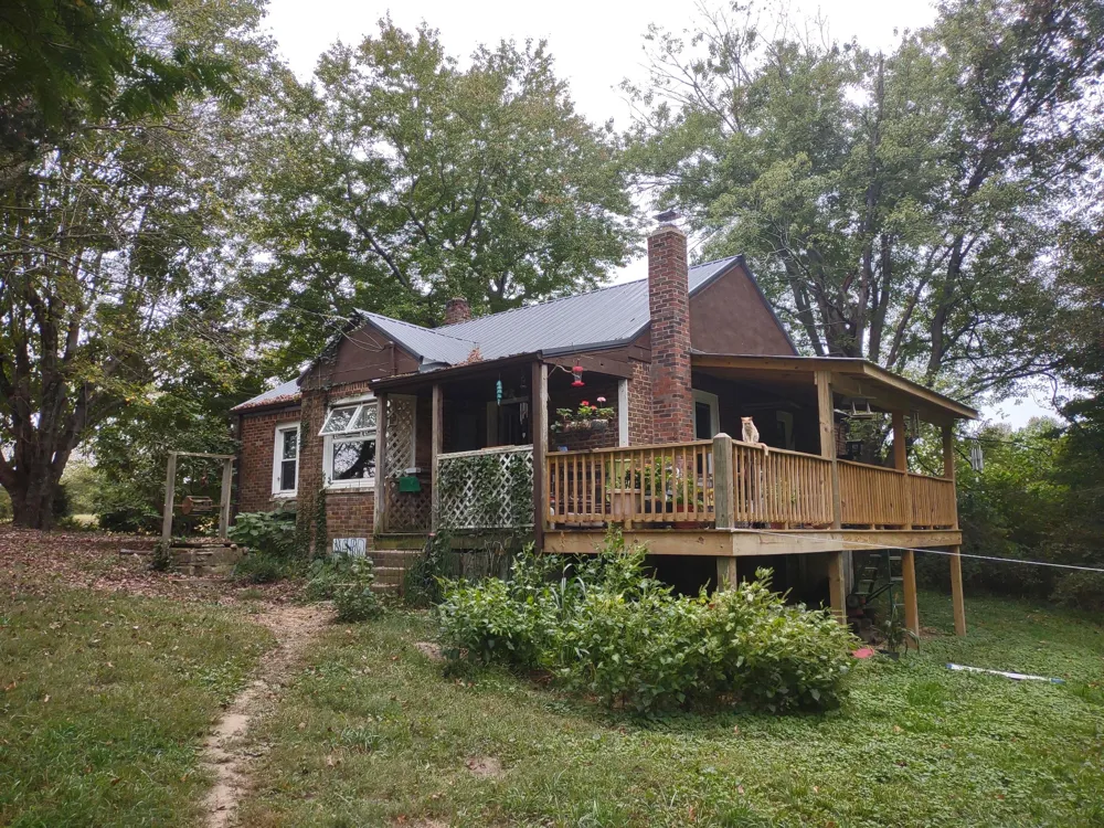 652 Gamaliel RD Red Boiling Springs, TN 37150