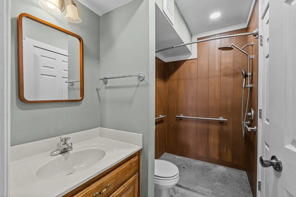 101 Woodland Pt Estill Springs, TN 37330