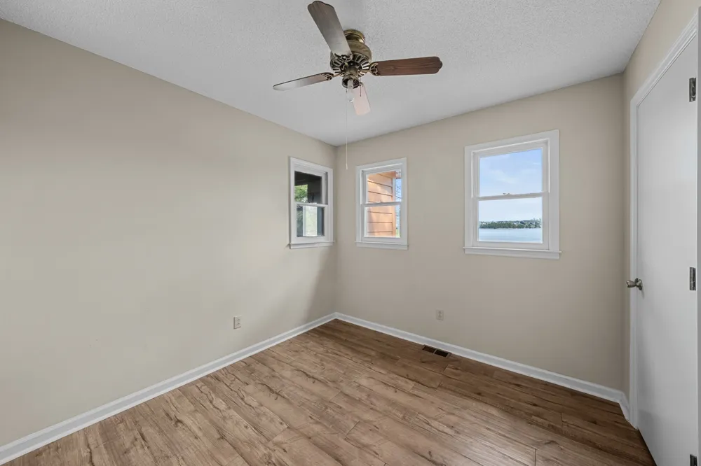 101 Woodland Pt Estill Springs, TN 37330