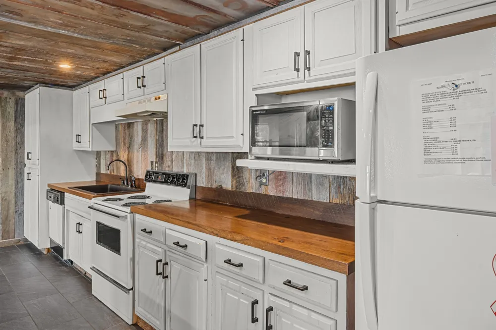 101 Woodland Pt Estill Springs, TN 37330