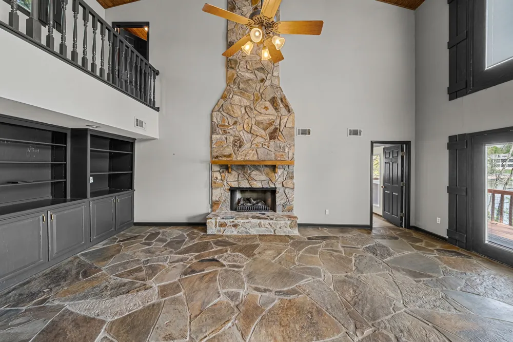 101 Woodland Pt Estill Springs, TN 37330