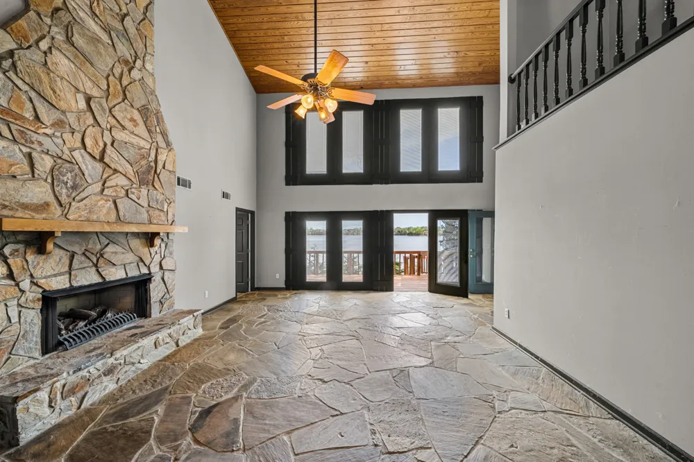 101 Woodland Pt Estill Springs, TN 37330