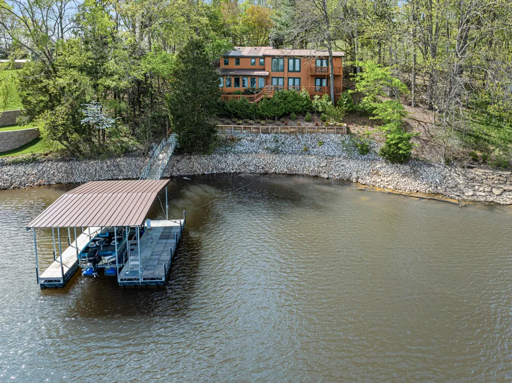 101 Woodland Pt Estill Springs, TN 37330