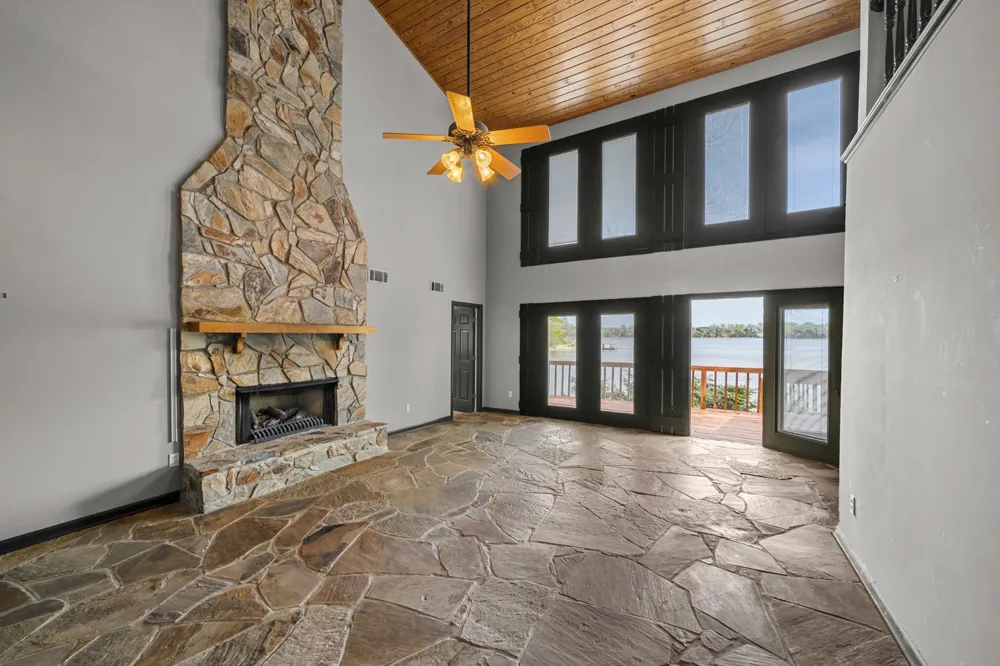 101 Woodland Pt Estill Springs, TN 37330