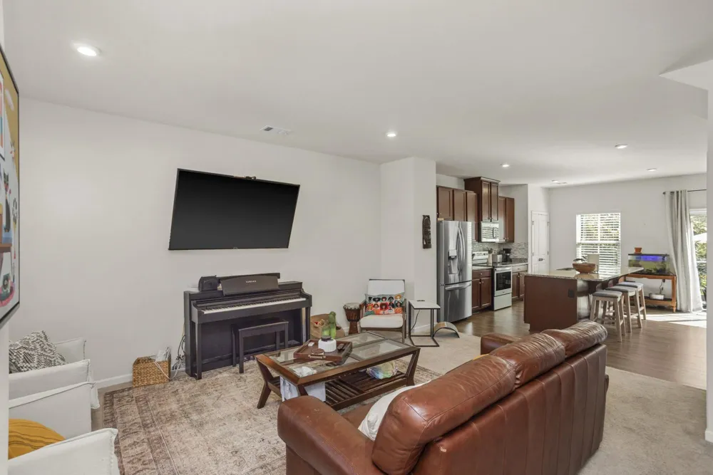 4316 Summercrest Blvd #904 Antioch, TN 37013