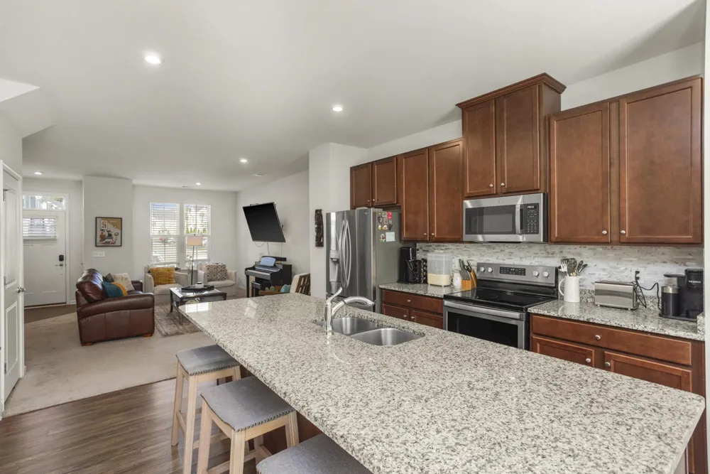 4316 Summercrest Blvd #904 Antioch, TN 37013