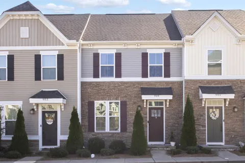 4316 Summercrest Blvd #904