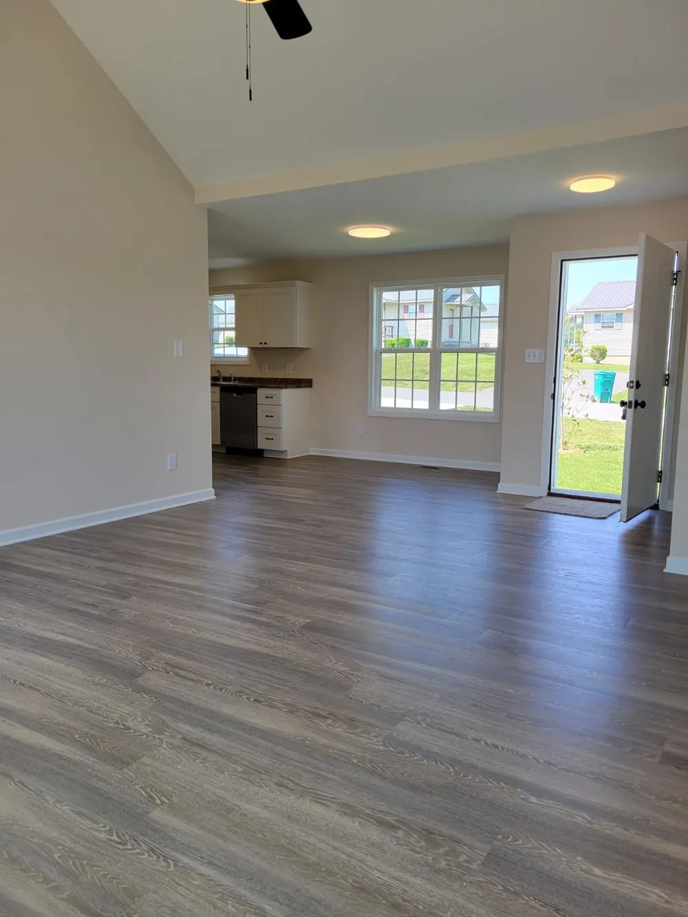 62 Modena Pl Decherd, TN 37324