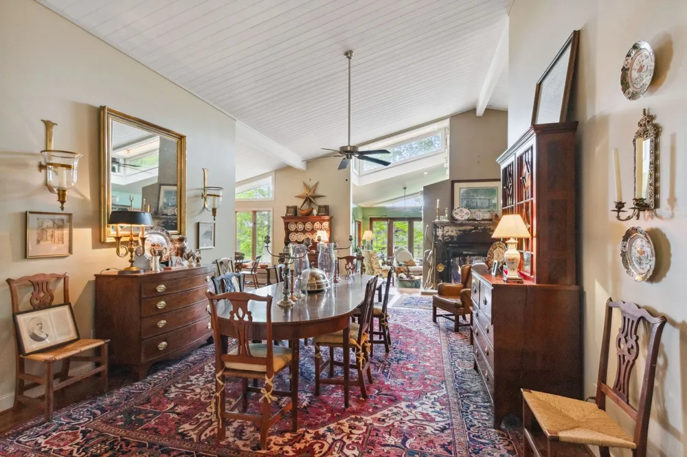 232 Hollingsworth Cove Rd Monteagle, TN 37356