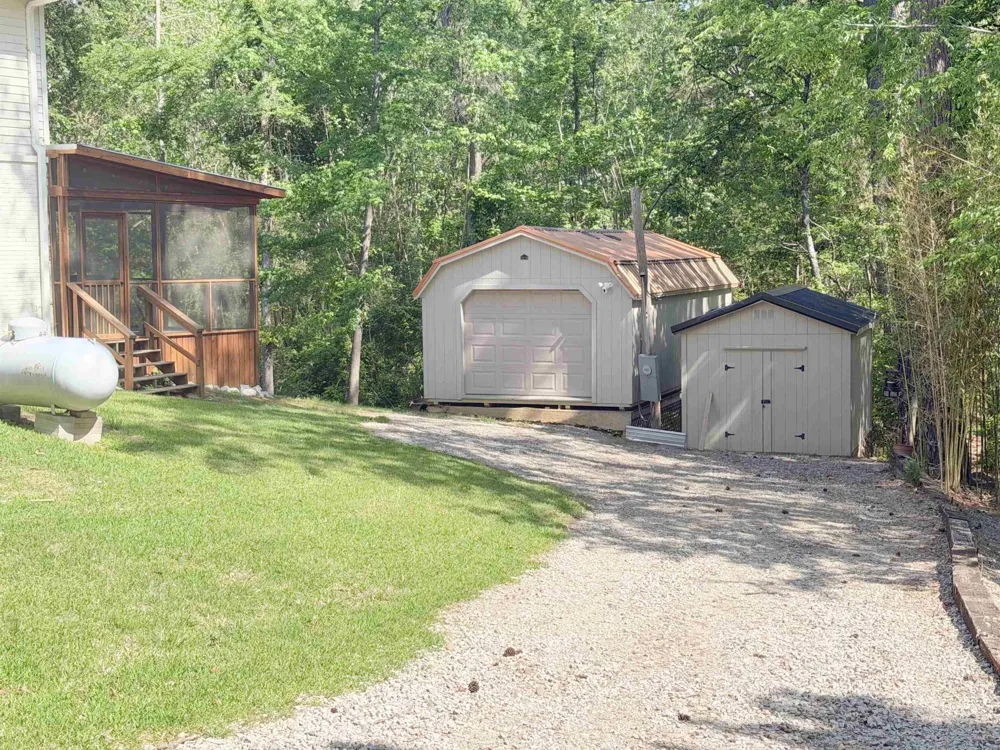 5 CR 377 RD Iuka, MS 38852