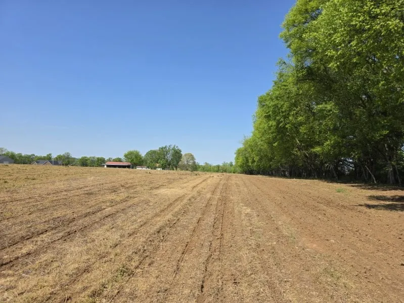 1 Old Zion Rd Columbia, TN 38401