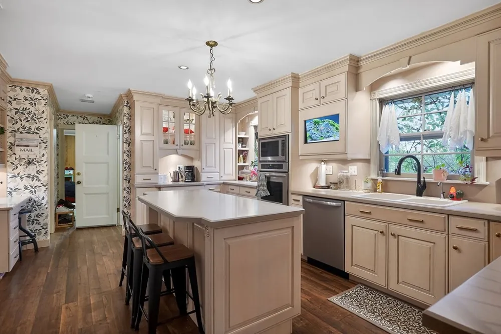 843 W Bockman Way Sparta, TN 38583