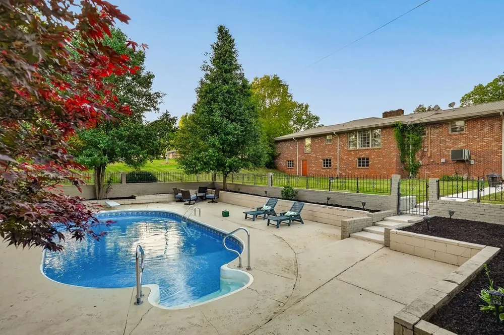 843 W Bockman Way Sparta, TN 38583
