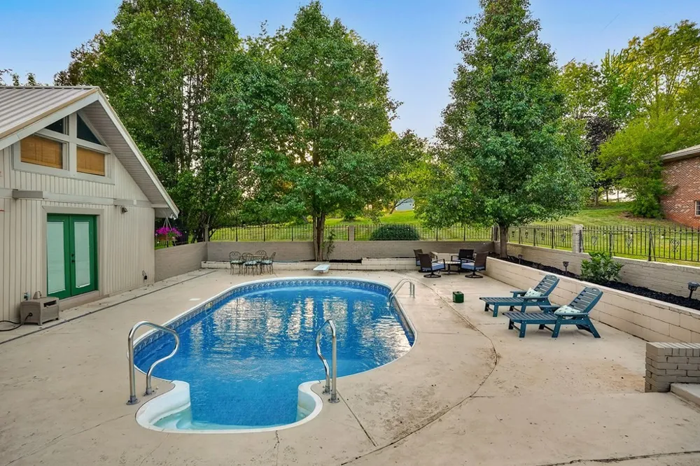 843 W Bockman Way Sparta, TN 38583