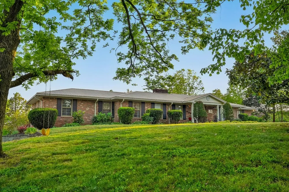 843 W Bockman Way Sparta, TN 38583