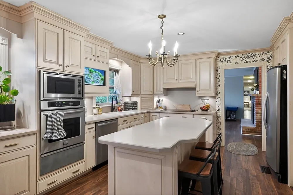 843 W Bockman Way Sparta, TN 38583
