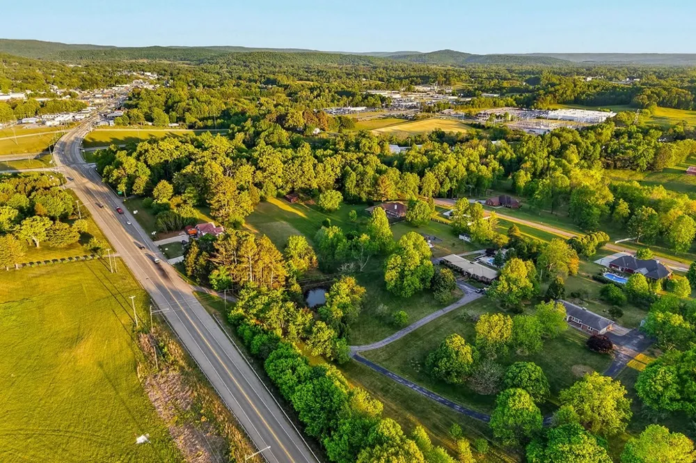 843 W Bockman Way Sparta, TN 38583