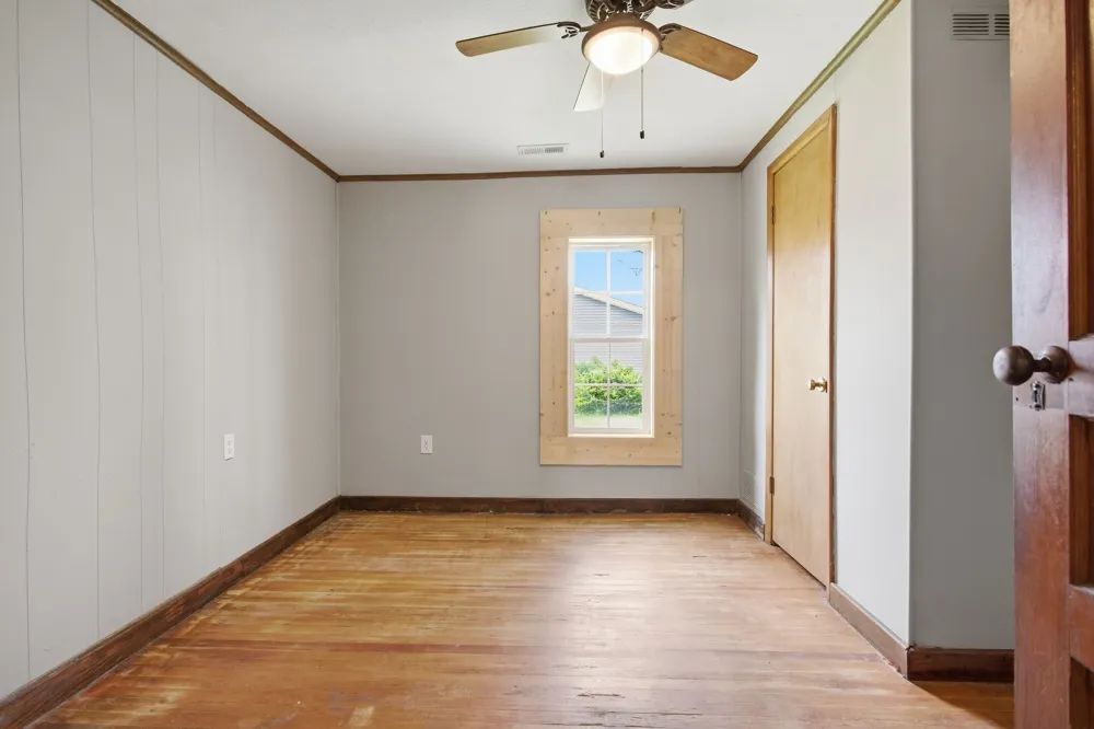 310 Smith Ave Hohenwald, TN 38462
