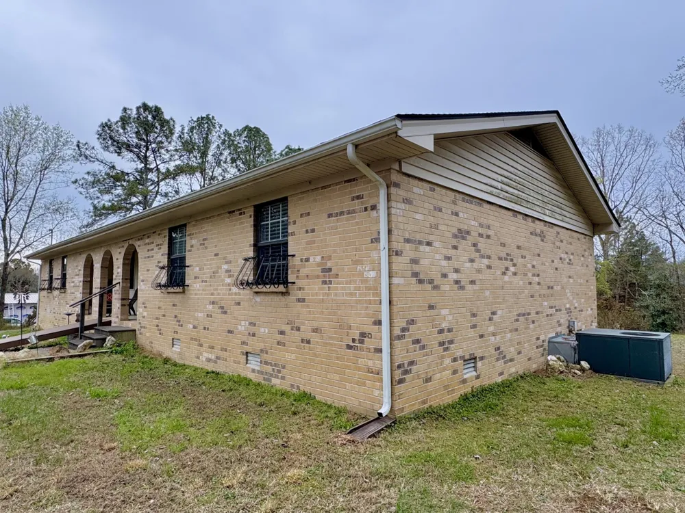 1127 Dean Corvin Lane Dayton, TN 37321