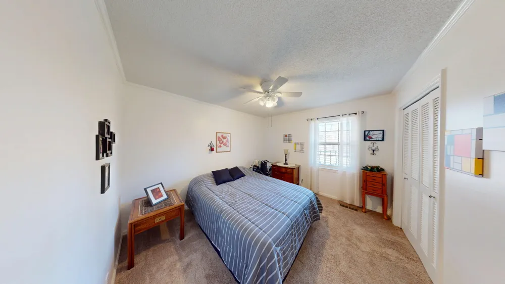 1127 Dean Corvin Lane Dayton, TN 37321