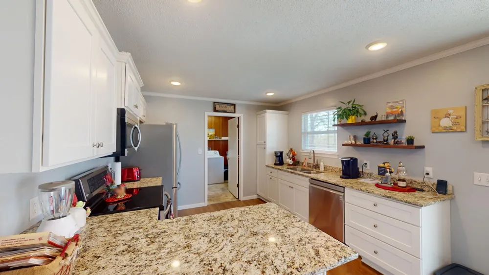 1127 Dean Corvin Lane Dayton, TN 37321
