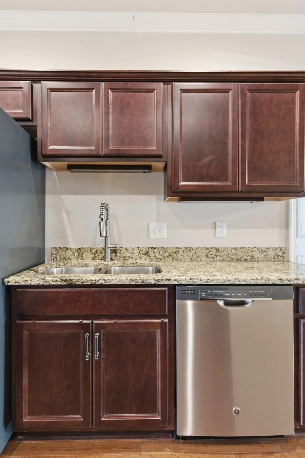 1040 Charlie Daniels Pkwy #156 Mount Juliet, TN 37122