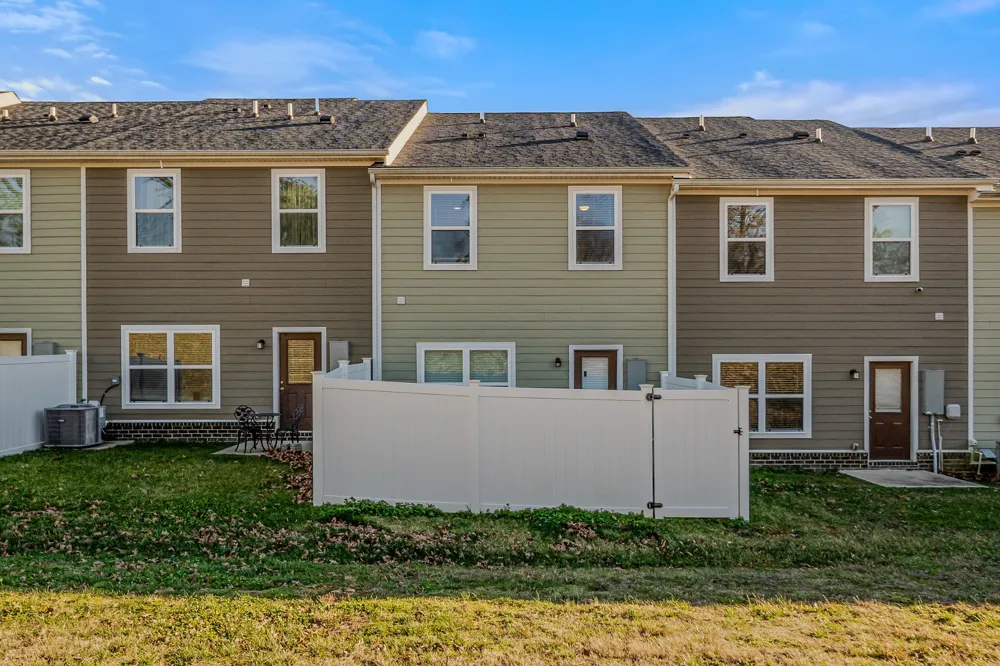 307 Masters Way Dickson, TN 37055