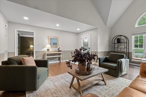 12424 Creek Hollow Lane