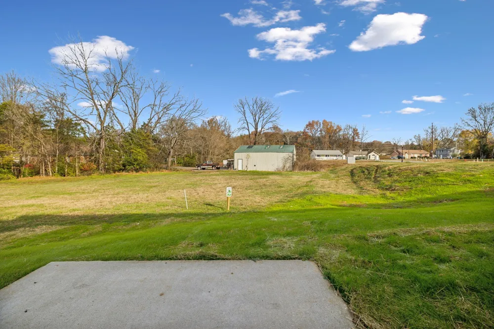 533 Tulip Springs Rd Hermitage, TN 37076