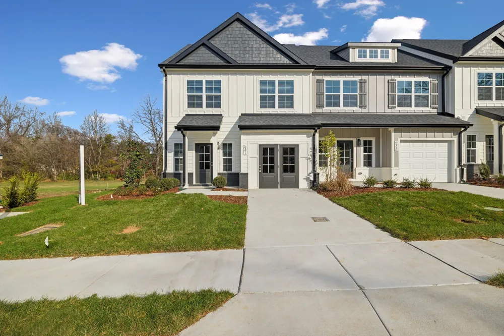 533 Tulip Springs Rd Hermitage, TN 37076
