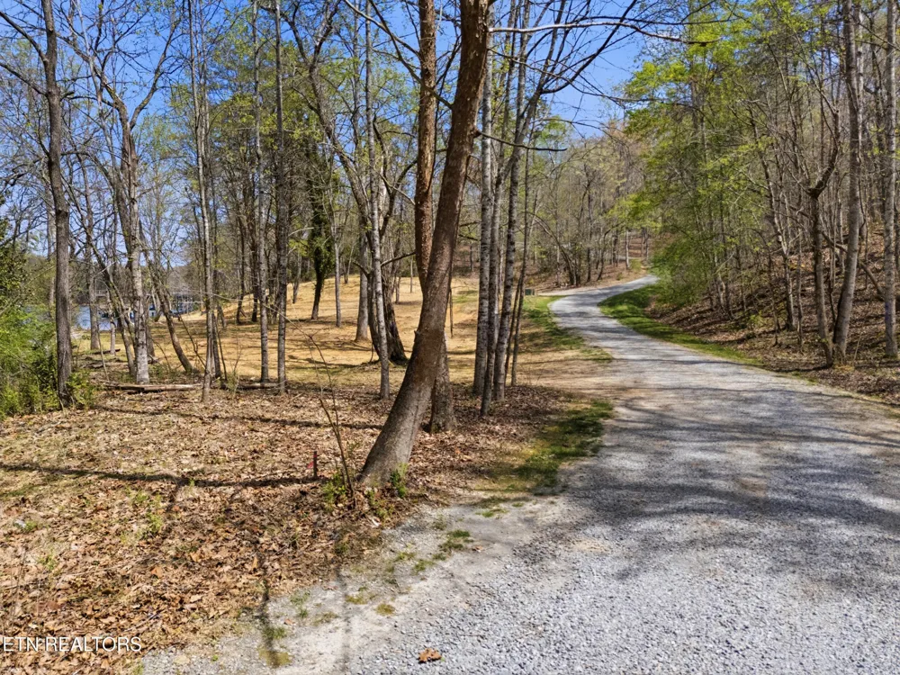 1750 Lakeland Dr aka 1 Headricks Co Lenoir City, TN 37772