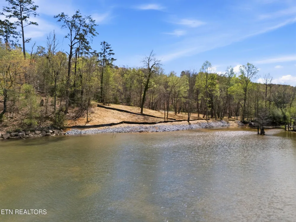1750 Lakeland Dr aka 1 Headricks Co Lenoir City, TN 37772