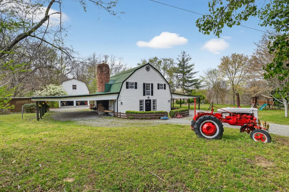 1323 Mount Zion Rd Joelton, TN 37080