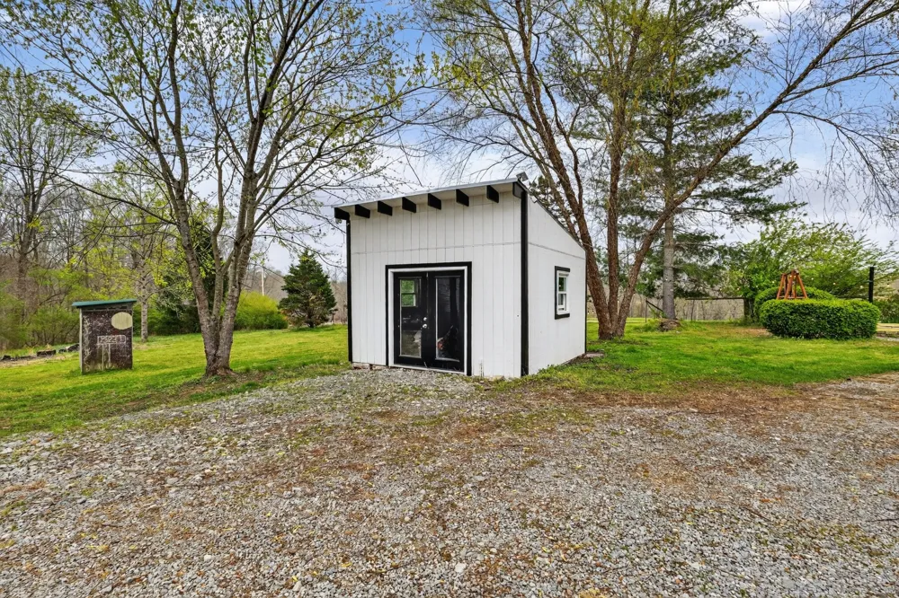 1323 Mount Zion Rd Joelton, TN 37080