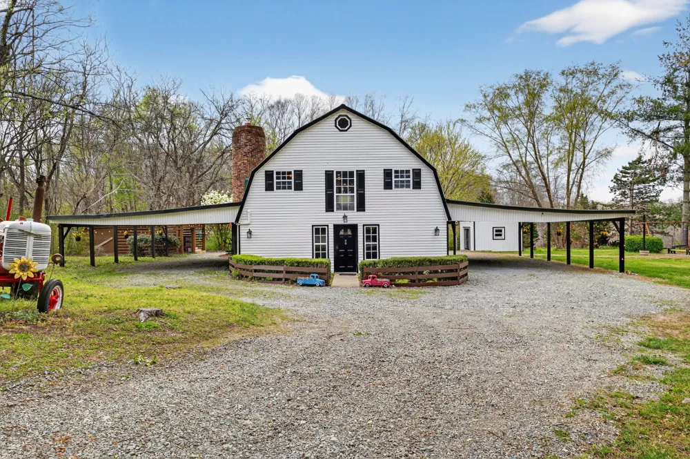 1323 Mount Zion Rd Joelton, TN 37080
