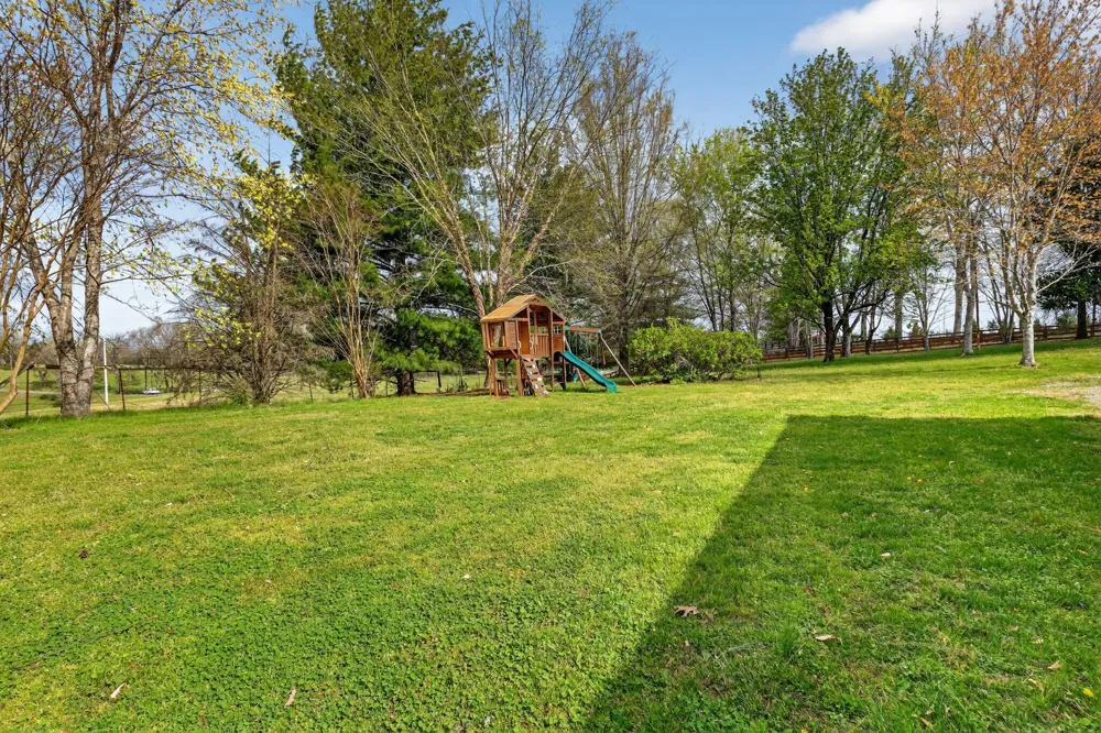 1323 Mount Zion Rd Joelton, TN 37080