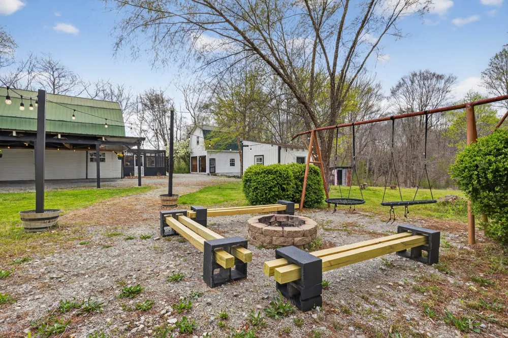 1323 Mount Zion Rd Joelton, TN 37080