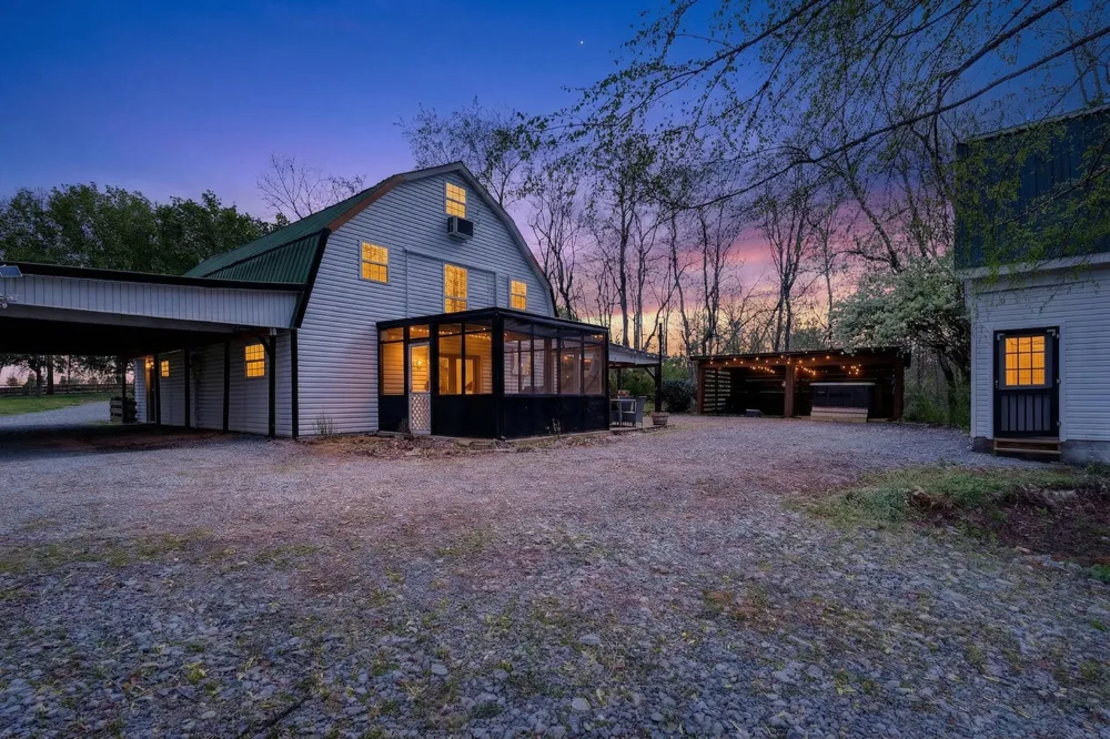 1323 Mount Zion Rd Joelton, TN 37080
