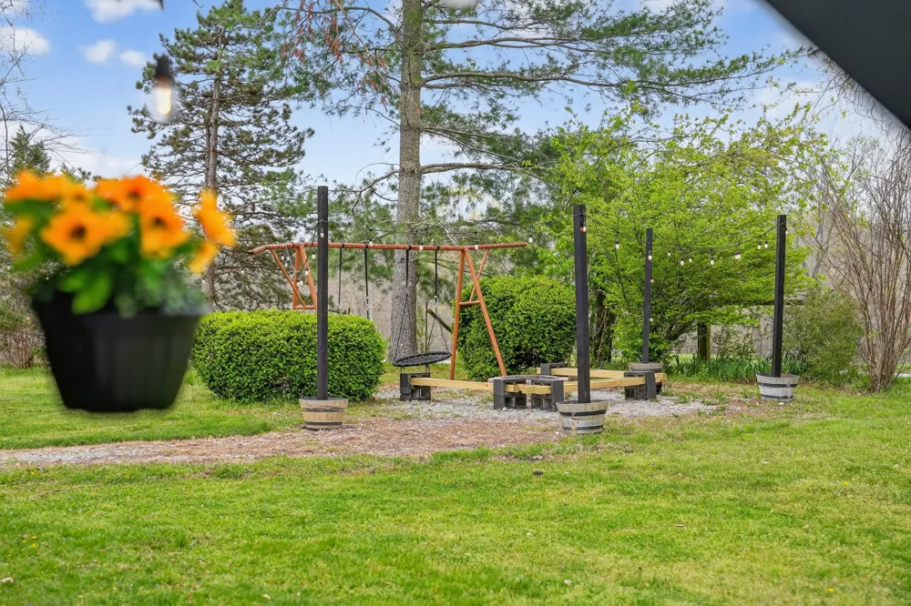 1323 Mount Zion Rd Joelton, TN 37080