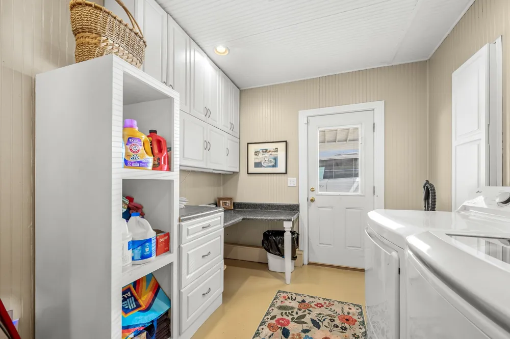 202 High Street Bell Buckle, TN 37020