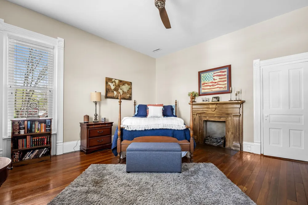 202 High Street Bell Buckle, TN 37020