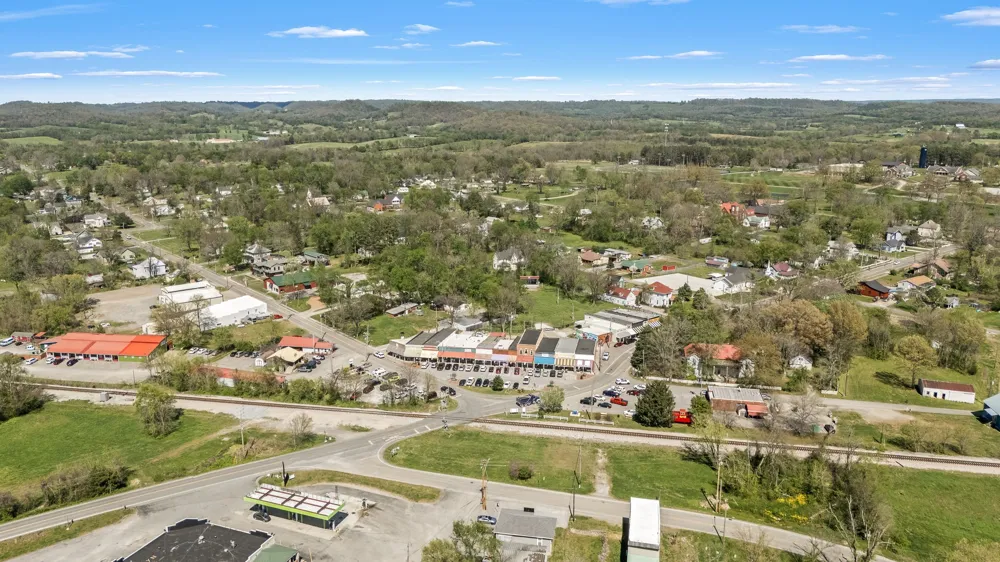 202 High Street Bell Buckle, TN 37020