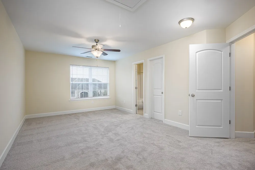 8222 Lenox Creekside Dr Antioch, TN 37013