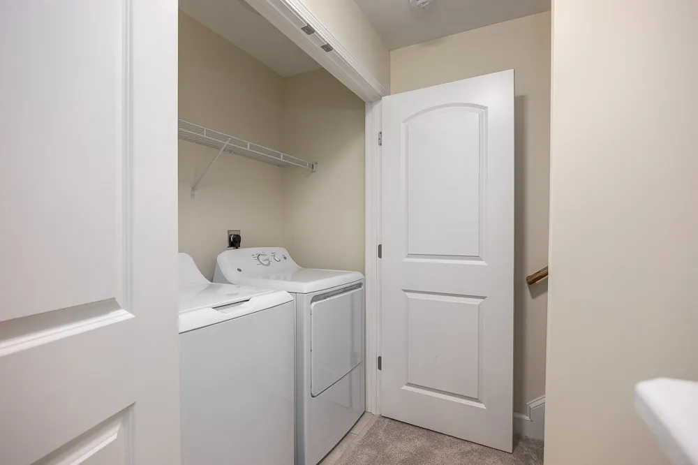 8222 Lenox Creekside Dr Antioch, TN 37013
