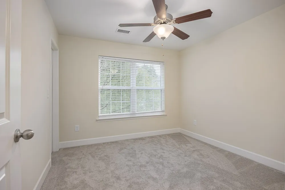 8222 Lenox Creekside Dr Antioch, TN 37013