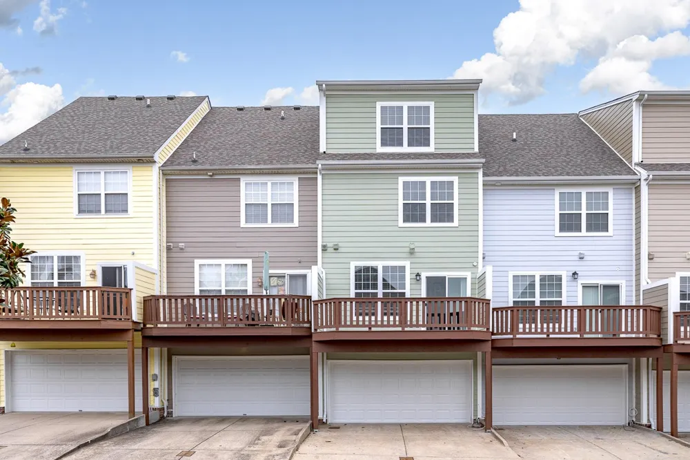 8222 Lenox Creekside Dr Antioch, TN 37013