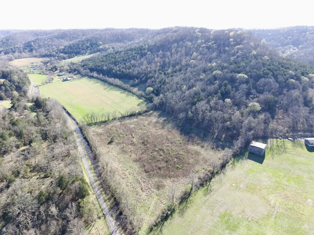 3780 Hurricane Creek Rd Woodbury, TN 37190