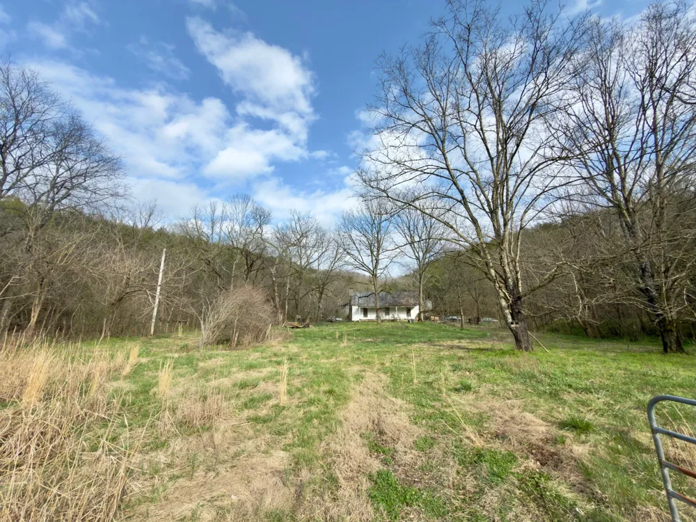 3780 Hurricane Creek Rd Woodbury, TN 37190