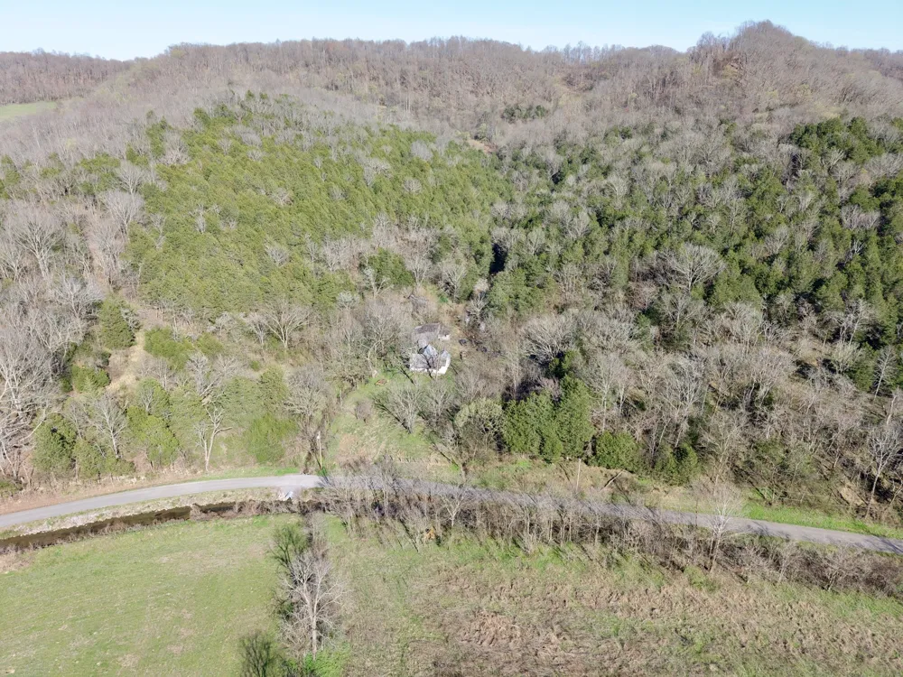 3780 Hurricane Creek Rd Woodbury, TN 37190